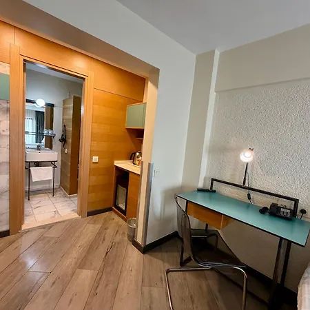 Faros Taksim-special Category