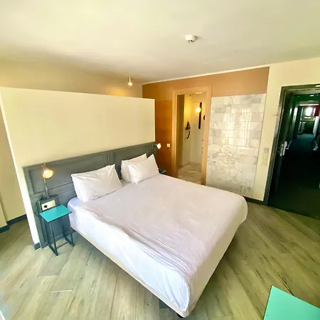 Faros Taksim-special Category Hotel